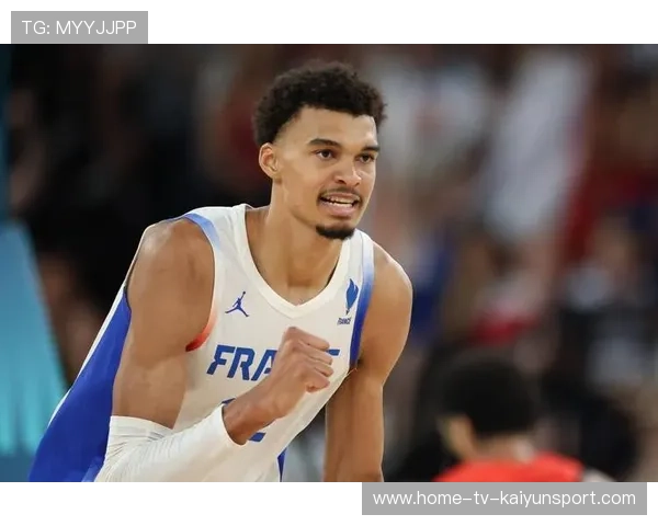 文班亚马对位申京上演内线对抗大戏，文班亚马集锦