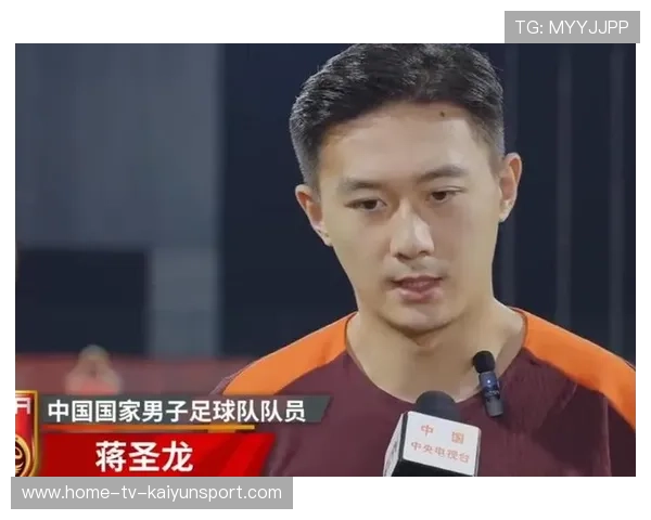 蒋圣龙完成个人第100场职业赛,申花官方为其颁发纪念衫 蒋圣龙完成个人第100场职业赛,申花官方为其颁发纪念衫